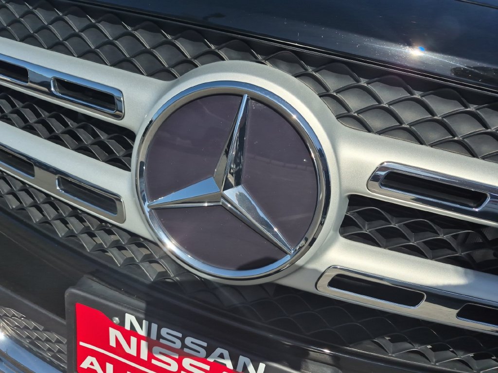 Used 2023 Mercedes-Benz GLB 250 image 10