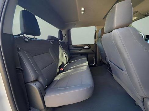 Used 2024 Chevrolet Silverado 2500 LT image 7