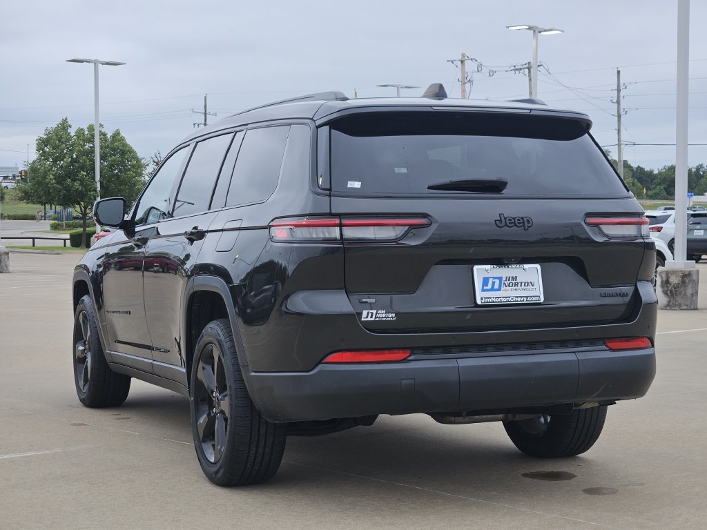 Used 2023 Jeep Grand Cherokee L Limited w/ Black Appearance Package RWD image 5