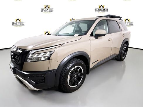 Used 2023 Nissan Pathfinder Rock Creek AWD/4WD image 3