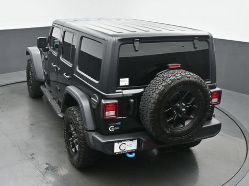 Used 2024 Jeep Wrangler Unlimited AWD/4WD image 39