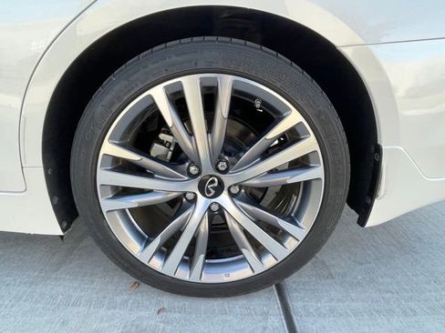 Used 2023 INFINITI Q50 Sensory image 8