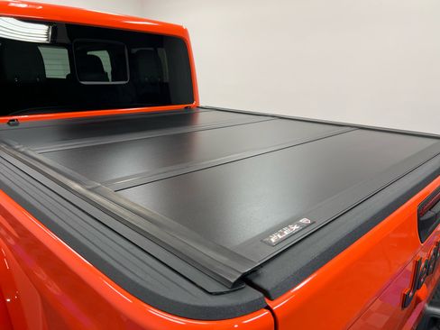 Used 2023 Jeep Gladiator Mojave w/ Cold Weather Group image 37