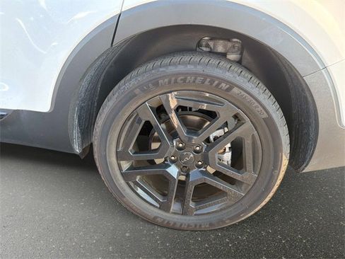 Used 2025 Kia Telluride EX X-Line image 10