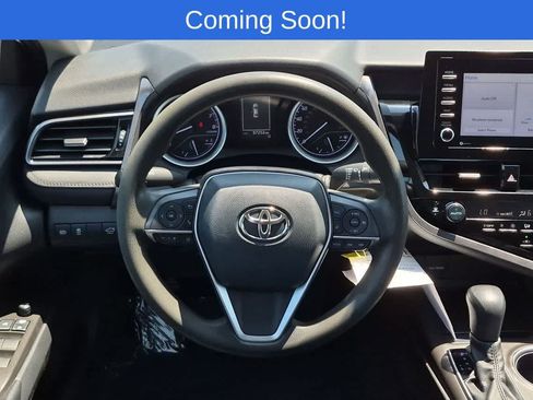 Used 2022 Toyota Camry LE FWD image 22