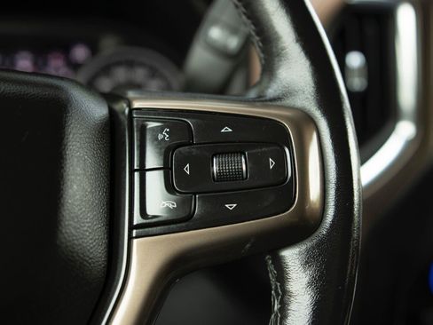 Used 2022 Chevrolet Silverado 2500 High Country w/ Z71 Off-Road Package AWD/4WD image 7