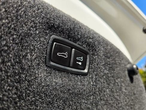 Used 2020 Porsche Taycan 4S AWD/4WD image 81