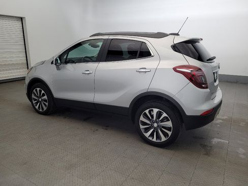 Used 2022 Buick Encore Preferred w/ Safety Package image 3