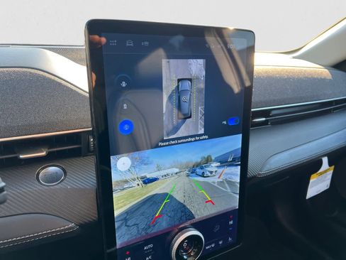 Used 2024 Ford Mustang Mach-E Premium image 21