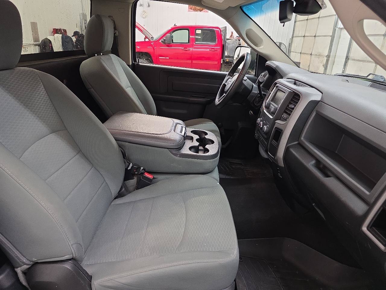 Used 2016 RAM 1500 Tradesman w/ Popular Equipment Group RWD image 29