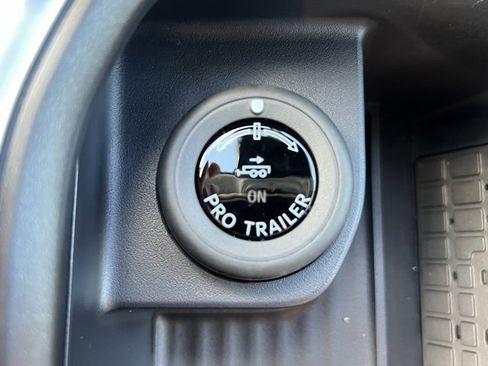 New 2025 Ford Expedition Max Active image 11