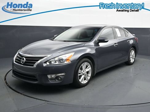Used 2013 Nissan Altima 2.5 SL w/ 2.5 Moonroof Pkg FWD image 4