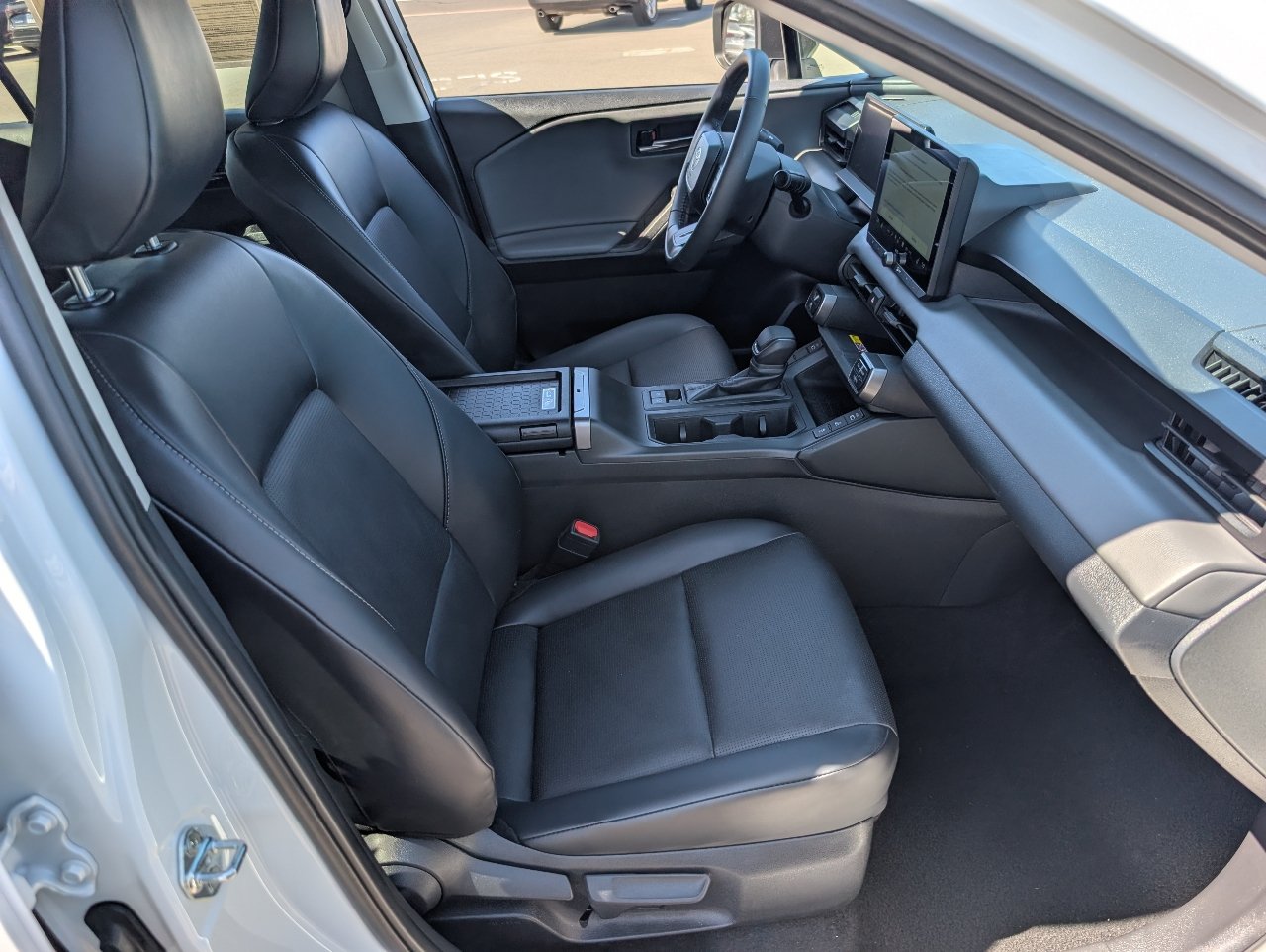 Used 2026 Toyota RAV4 XLE Premium AWD/4WD image 8