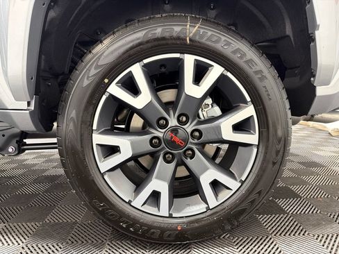 Used 2026 Toyota 4Runner TRD Sport Premium AWD/4WD image 32
