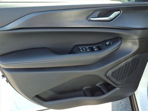 New 2026 Jeep Grand Cherokee Laredo X image 9