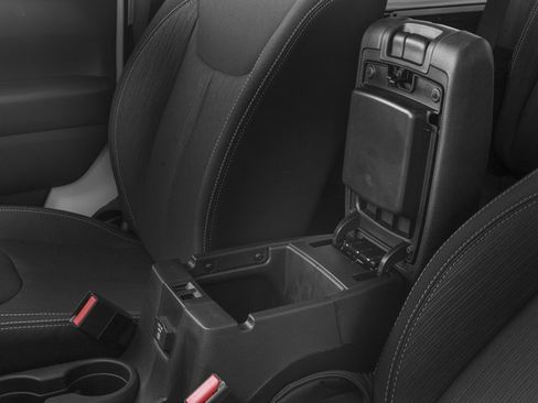 Used 2016 Jeep Wrangler Rubicon w/ Power Convenience Group AWD/4WD image 20