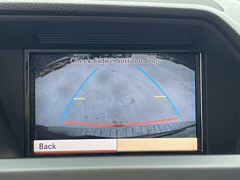 Used 2011 Mercedes-Benz GLK 350 4MATIC image 27