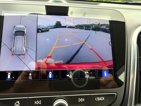 Used 2022 Chevrolet Equinox LT AWD/4WD image 27