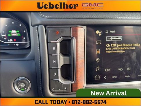 Used 2024 GMC Yukon Denali Ultimate image 35