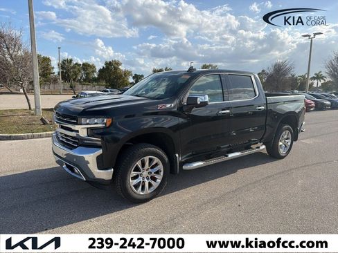 Used 2019 Chevrolet Silverado 1500 LTZ image 2
