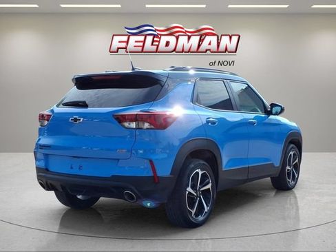 Used 2023 Chevrolet TrailBlazer RS w/ Sun and Liftgate Package AWD/4WD image 6