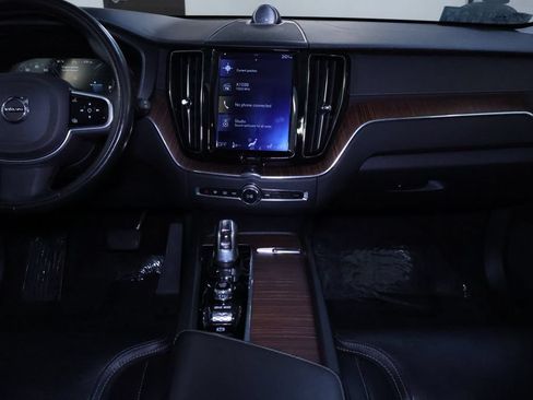 Used 2019 Volvo XC60 T8 Inscription w/ Advanced Package AWD/4WD image 18