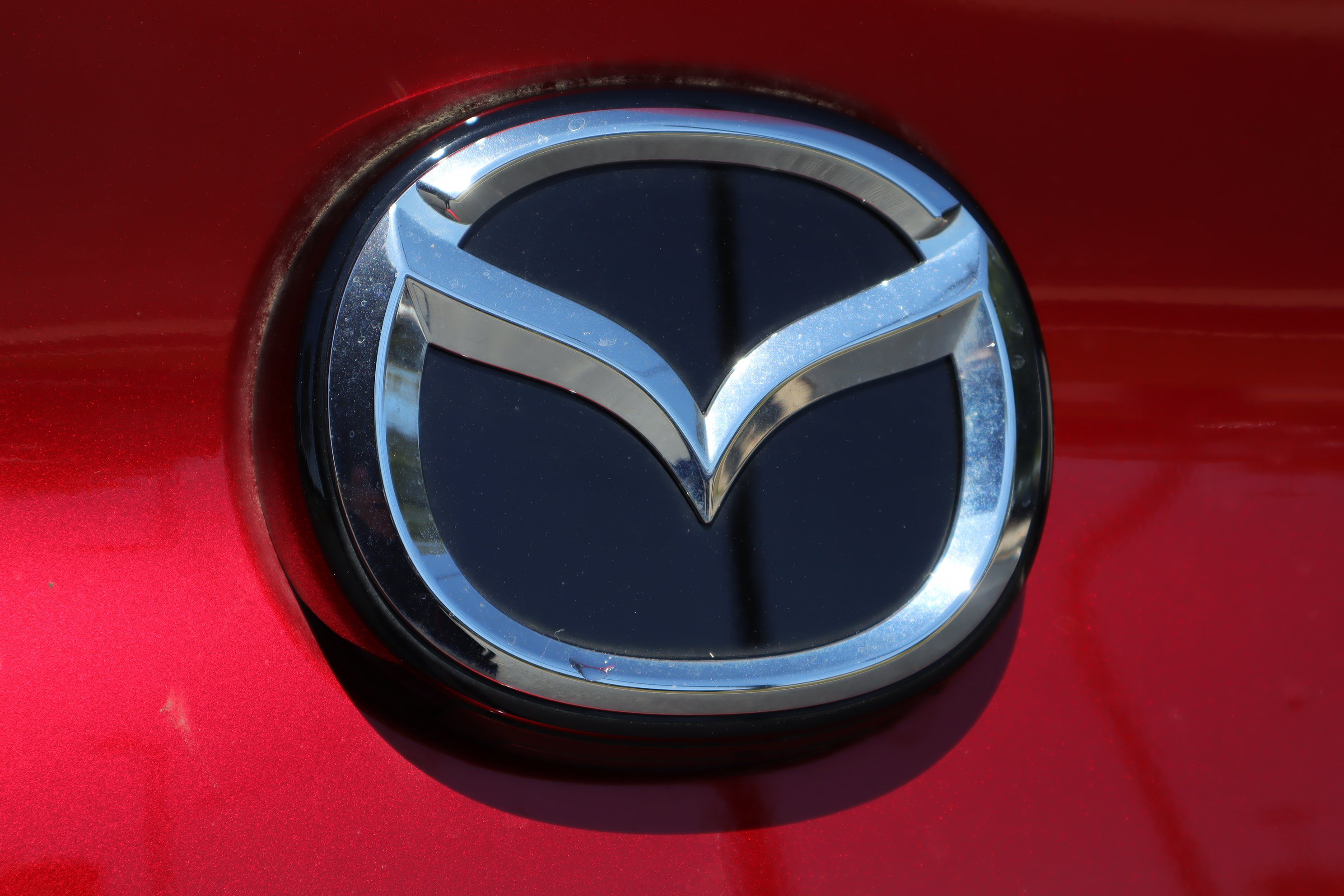 Certified 2025 MAZDA MAZDA3 s FWD image 35
