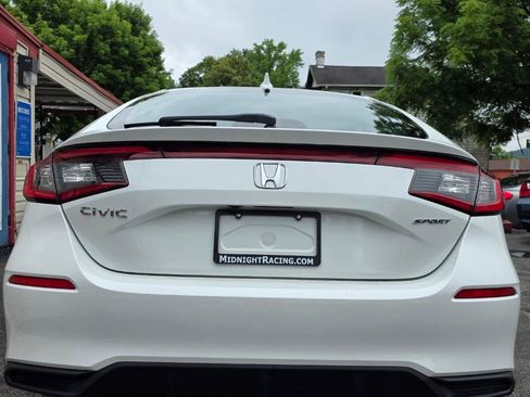 Used 2022 Honda Civic Sport image 4