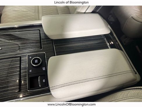 Used 2022 Lincoln Navigator L Black Label image 30