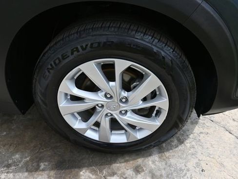Used 2019 Hyundai Tucson Value AWD/4WD image 11