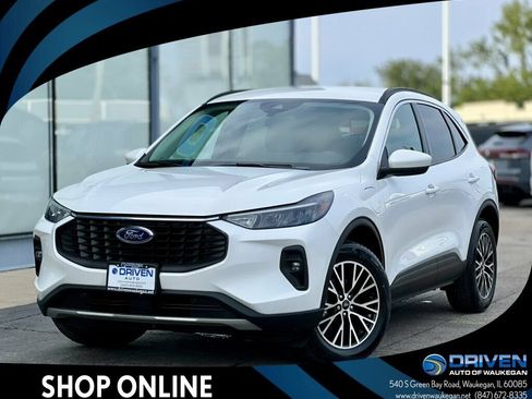 Used 2024 Ford Escape SE FWD image 1