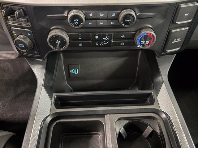 Used 2024 Ford F250 XLT w/ FX4 Off-Road Package AWD/4WD image 9