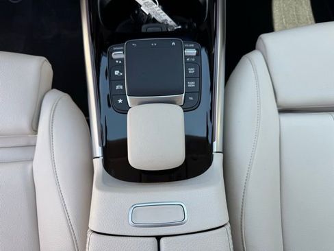 Certified 2023 Mercedes-Benz GLA 250 4MATIC image 16