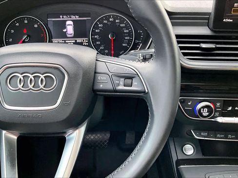 Used 2018 Audi Q5 Premium Plus w/ Premium Plus Package image 24