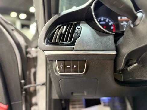 Used 2022 Kia Stinger GT-Line w/ Sun & Sound Package image 21