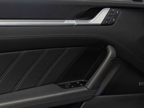 Used 2022 Porsche 911 Turbo AWD/4WD image 8