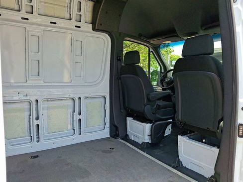 Used 2025 Mercedes-Benz Sprinter 2500 image 11