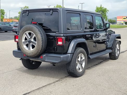 Used 2020 Jeep Wrangler Unlimited Sahara w/ Uconnect 4C Nav & Sound Group AWD/4WD image 3