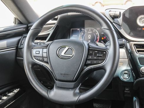 Certified 2023 Lexus ES 350 w/ Accessory Package (Z2) FWD image 16