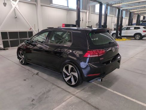 Used 2021 Volkswagen GTI SE image 5