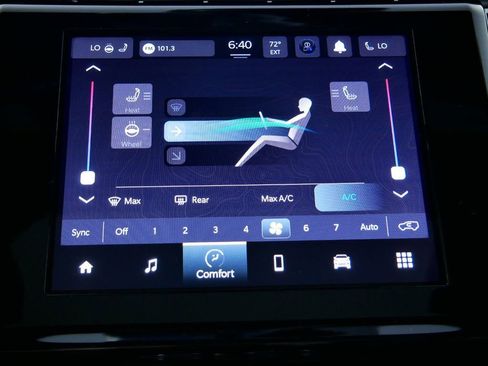 Certified 2024 Jeep Grand Cherokee Altitude image 42