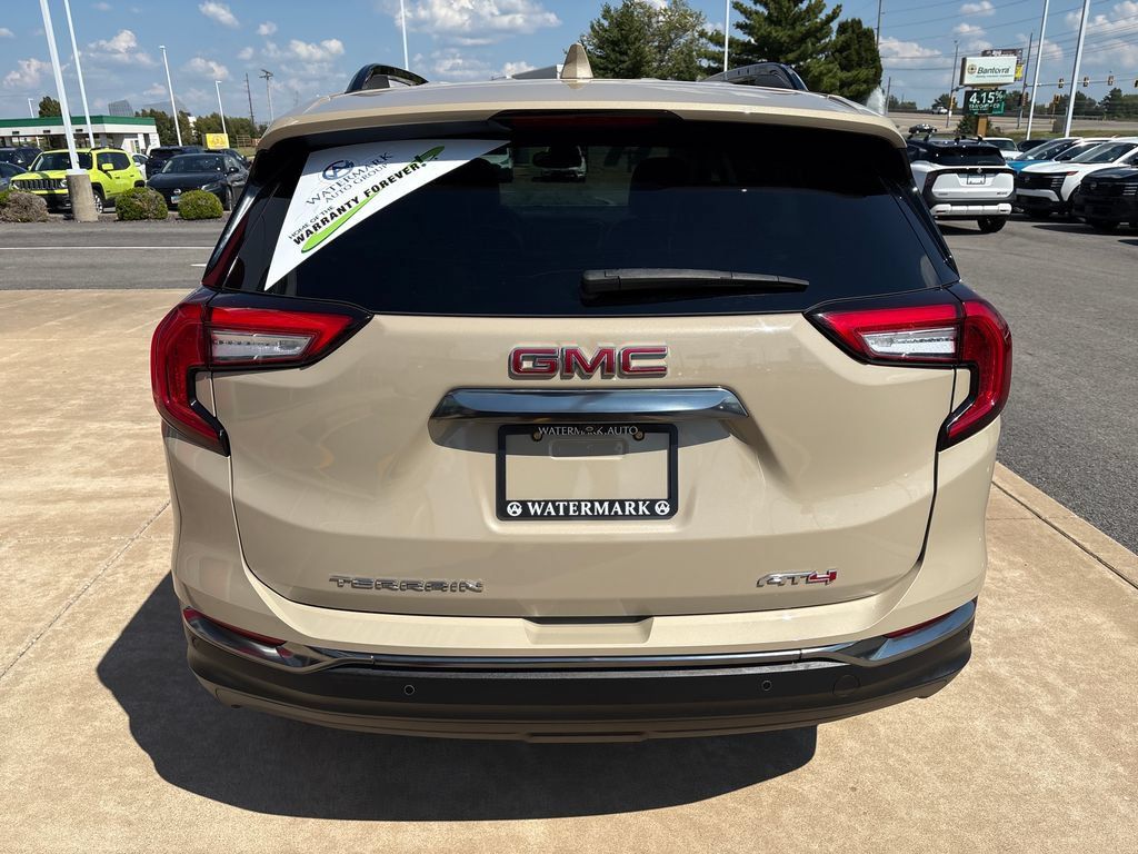 Used 2022 GMC Terrain AT4 w/ Infotainment Package II AWD/4WD image 4
