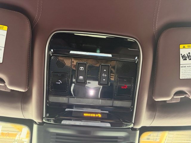 Used 2024 Land Rover Range Rover Long Wheelbase Autobiography AWD/4WD image 29