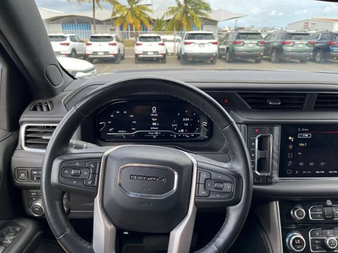 Used 2023 GMC Yukon Denali AWD/4WD image 38