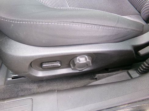 Used 2017 Ford Taurus SEL AWD/4WD image 11