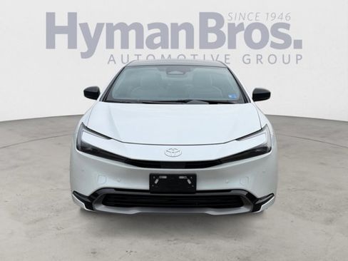 Used 2024 Toyota Prius Limited AWD/4WD image 8
