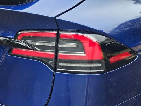 Used 2023 Tesla Model X AWD/4WD image 30