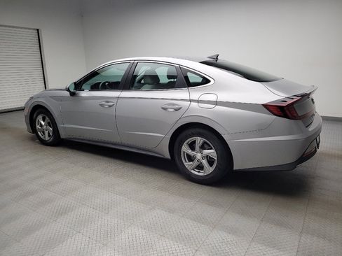 Used 2023 Hyundai Sonata SE FWD image 3