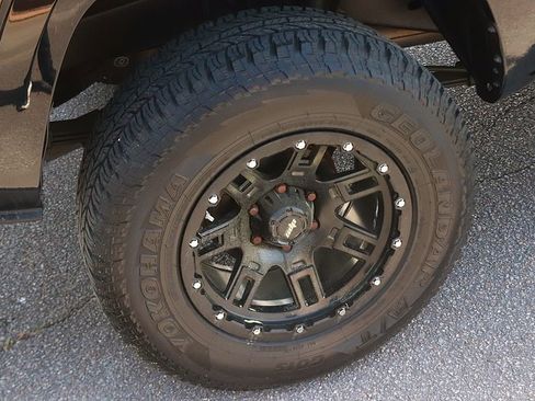 Used 2022 Toyota Tacoma SR RWD image 8