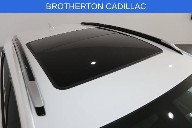 Used 2022 Chevrolet Bolt EUV Premier w/ Sun & Sound Package FWD image 17